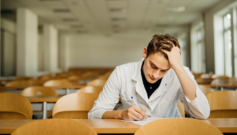 esami-semestre-filtro-lamentele-studenti